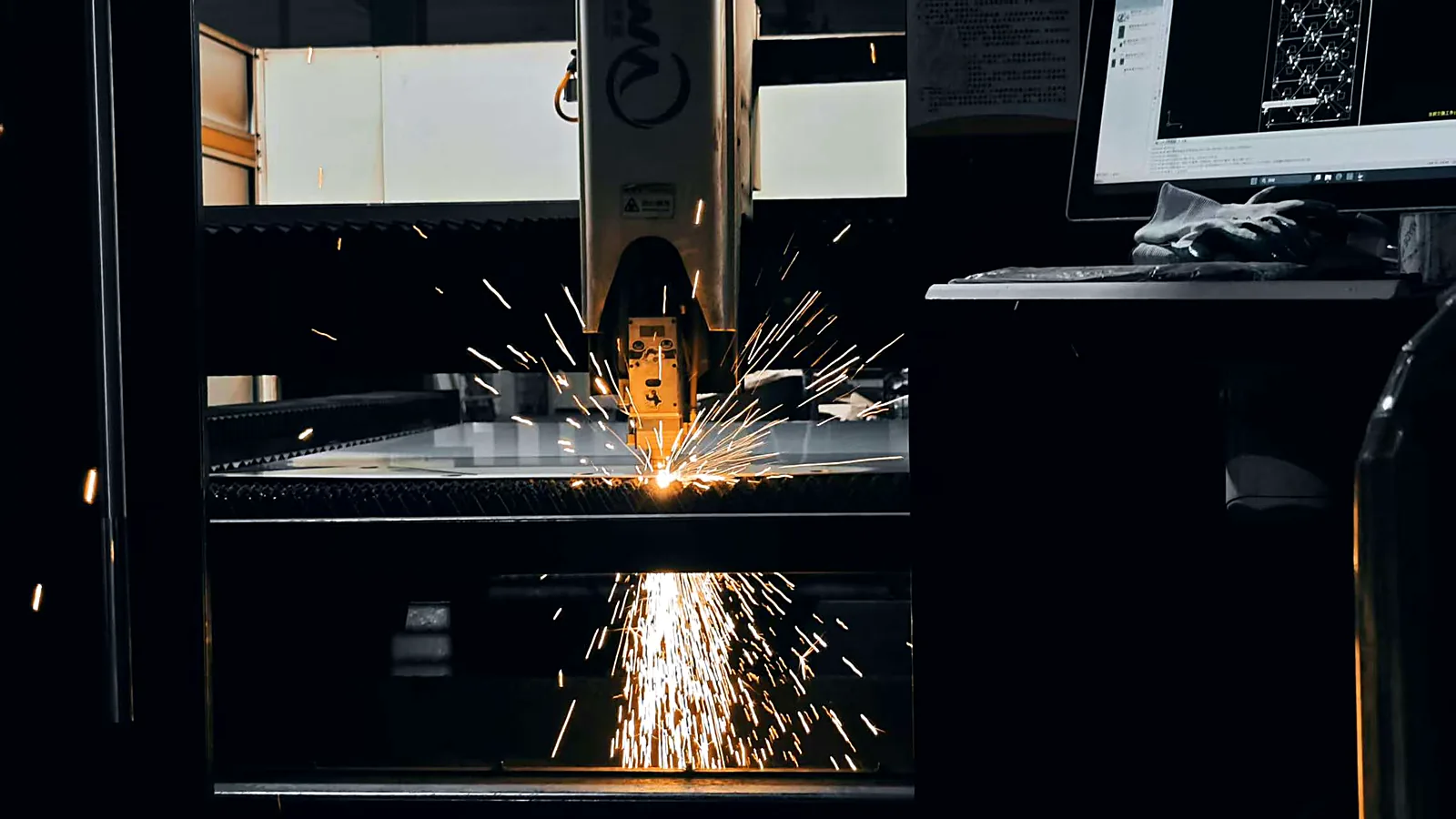 Laser cutting machine producing sheet metal trolley parts